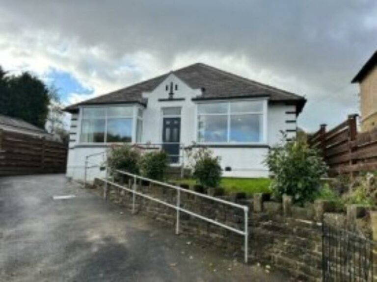 Penistone Road, Huddersfield