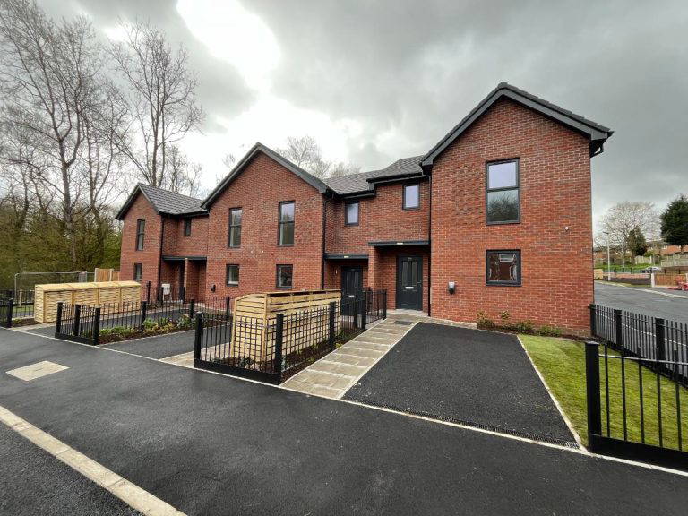 Kenyon Lane, Moston